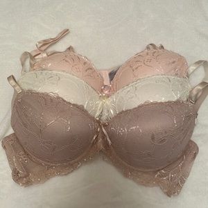 Set of 3 push up brass (cream, pink, beige) size 36C Sophie B